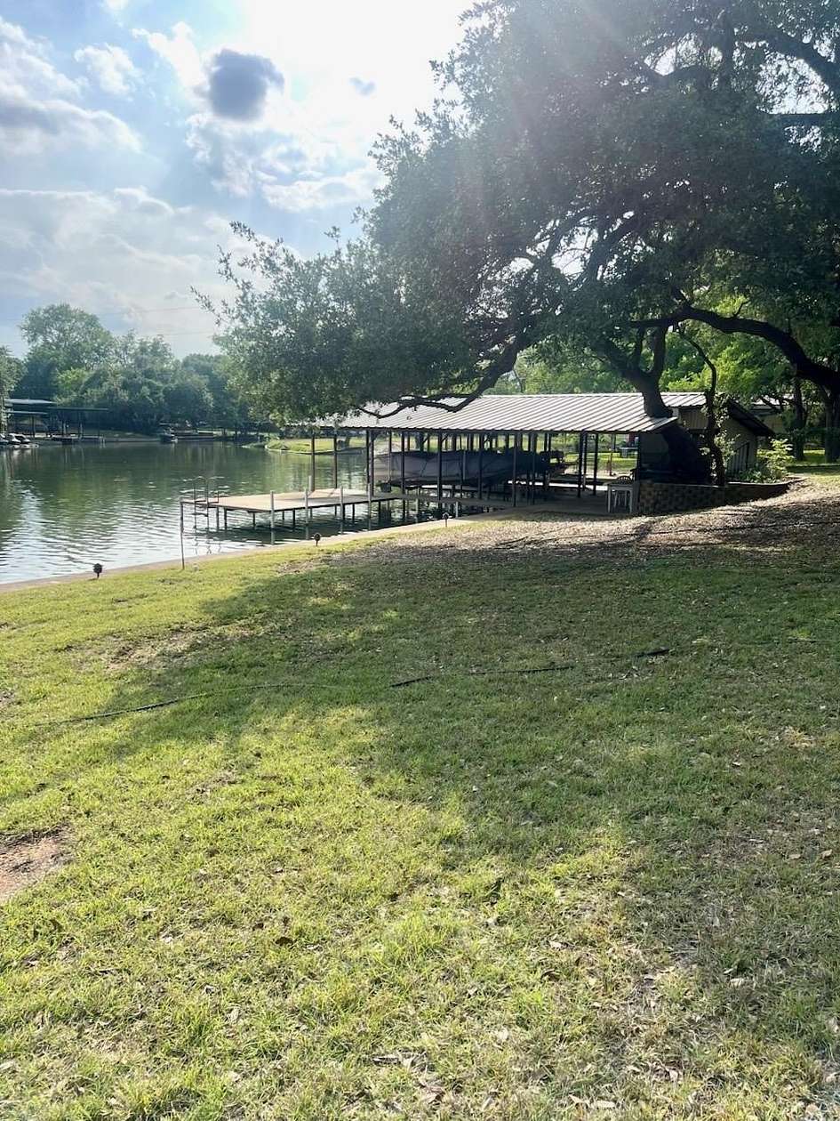 0.34 Acres of Land for Sale in Kingsland, Texas