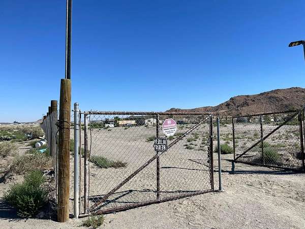 10 Acres of Land with Home for Sale in Adelanto, California