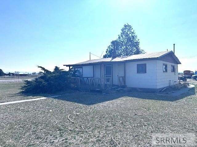 9.86 Acres of Land with Home for Sale in Hamer, Idaho