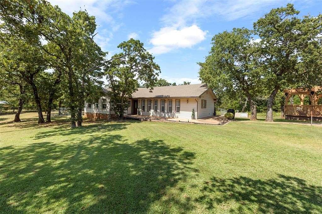 2.5 Acres of Residential Land with Home for Sale in Harrah, Oklahoma