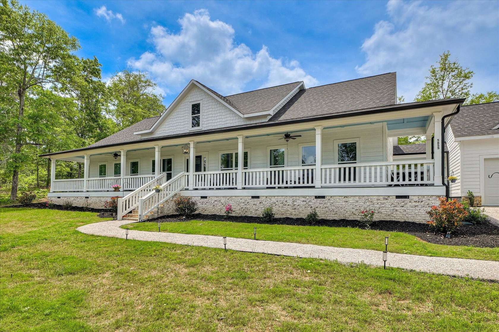 11 Acres of Land with Home for Sale in Aiken, South Carolina