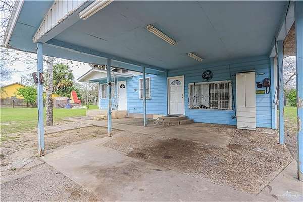 10.5 Acres of Land with Home for Sale in Brownsville, Texas