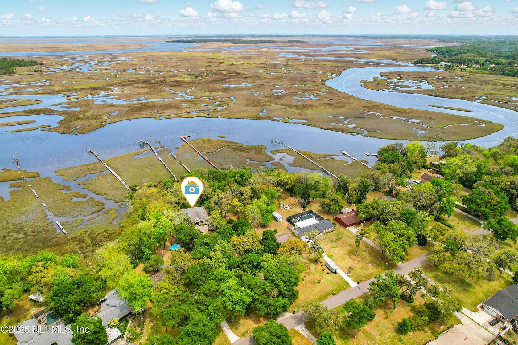 3 Acres of Residential Land with Home for Sale in Jacksonville, Florida