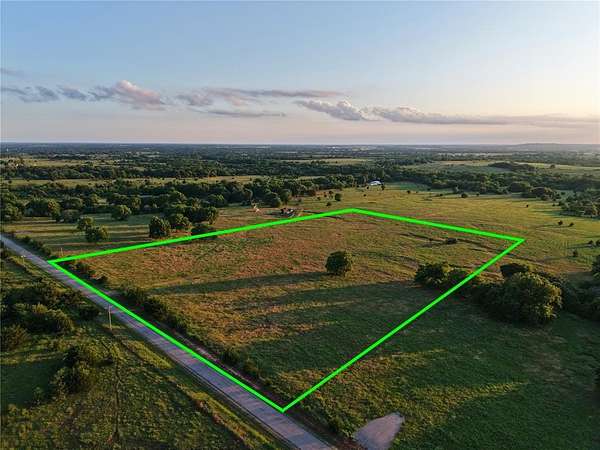 10.5 Acres of Recreational Land for Sale in Elmore City, Oklahoma