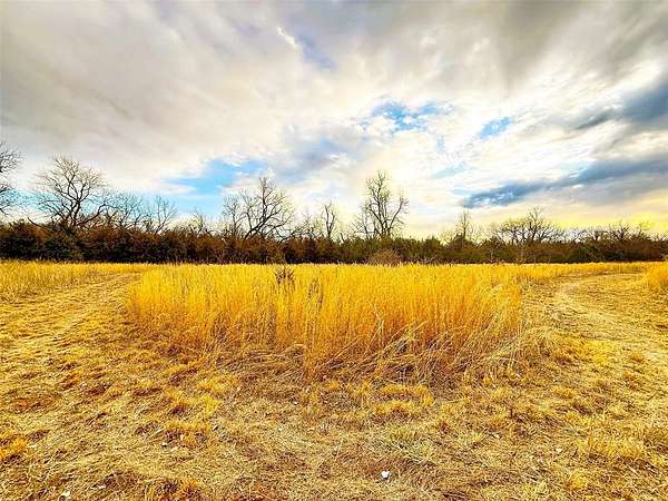 30 Acres of Land for Sale in Newalla, Oklahoma
