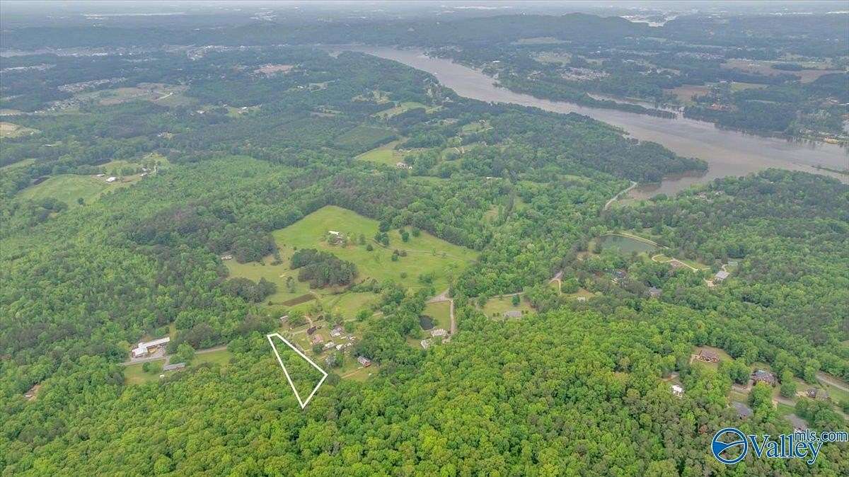 14.9 Acres of Land for Sale in Southside, Alabama