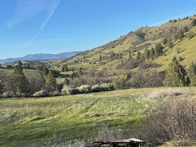 0.76 Acres of Residential Land for Sale in Hornbrook, California