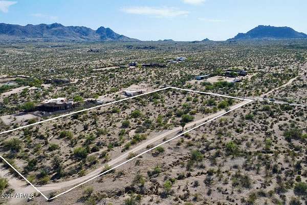 5 Acres of Residential Land for Sale in Scottsdale, Arizona