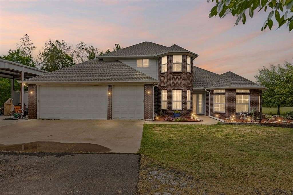 6.86 Acres of Residential Land with Home for Sale in Greenville, Texas