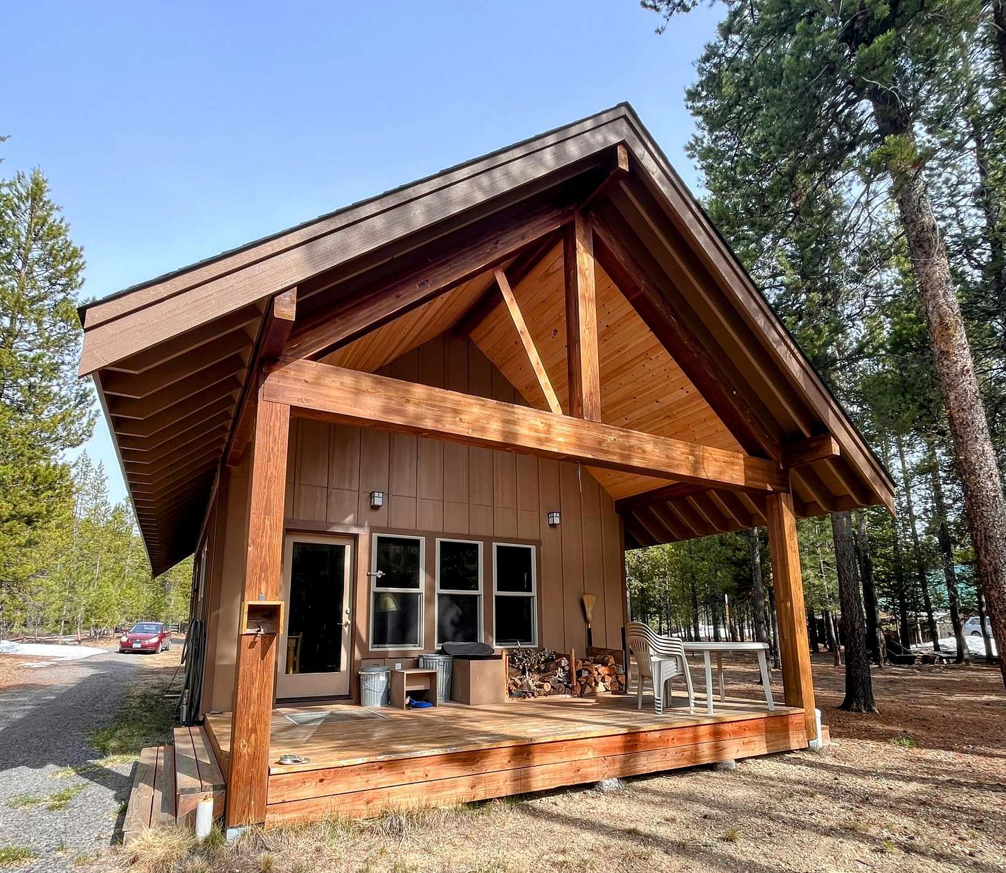 1 Acre of Residential Land with Home for Sale in Crescent Lake, Oregon