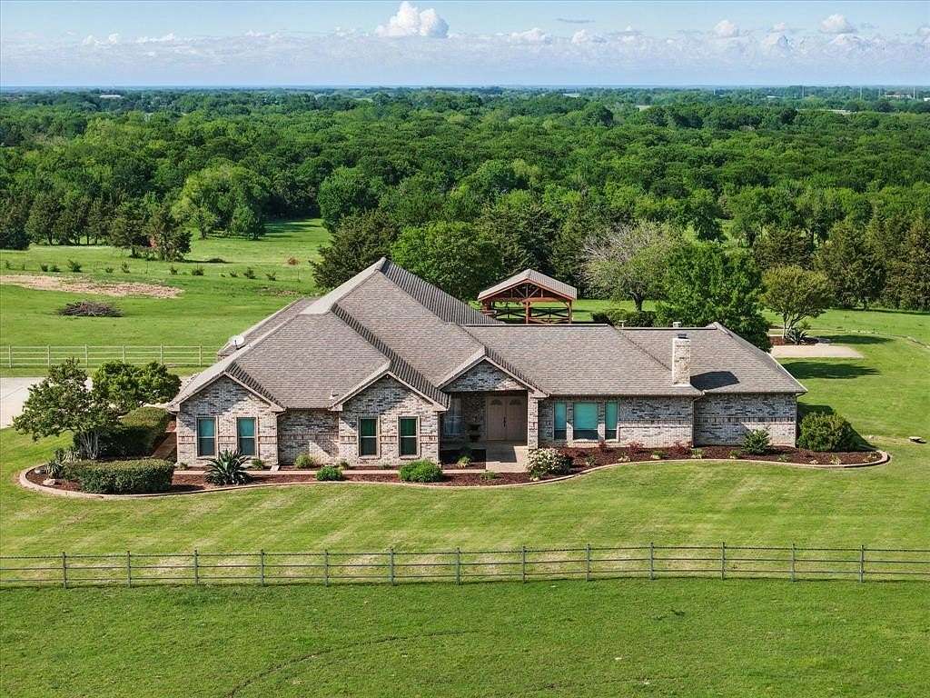 45 Acres of Agricultural Land with Home for Sale in McKinney, Texas