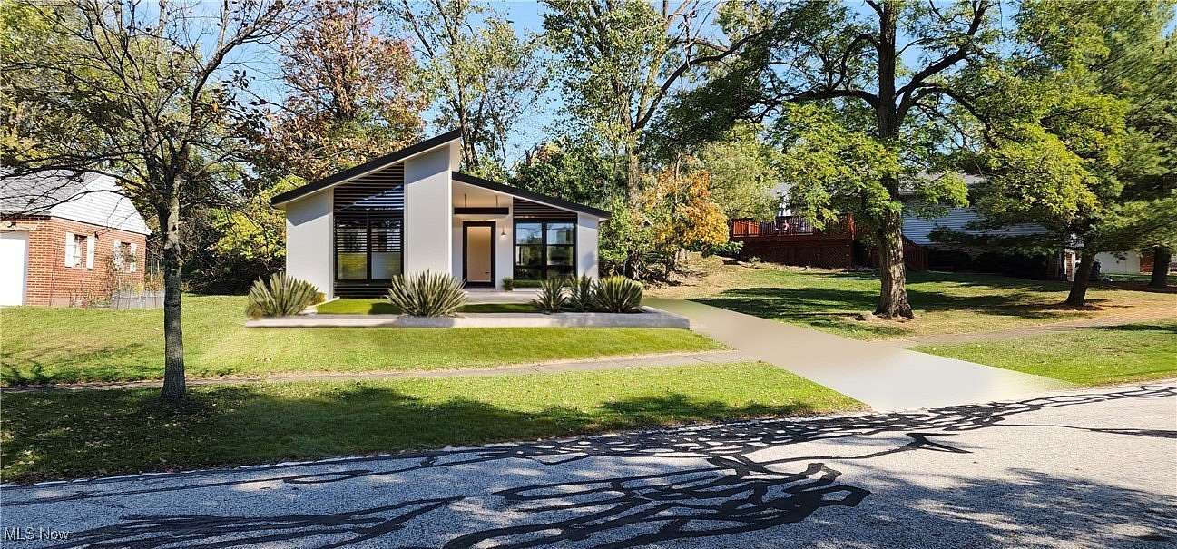 0.1 Acres of Residential Land for Sale in Parma Heights, Ohio