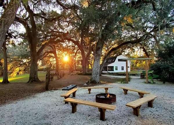 8 Acres of Land with Home for Sale in Ocala, Florida