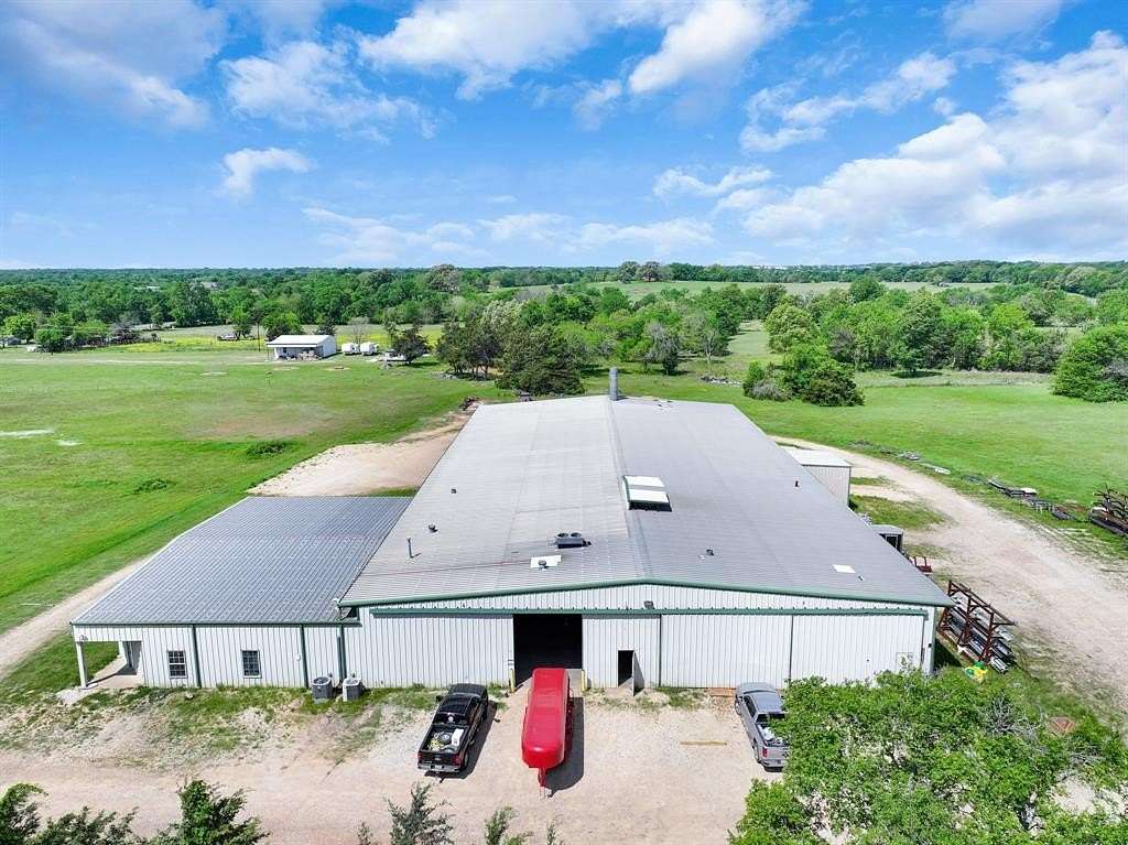 20 Acres of Commercial Land for Sale in Pickton, Texas