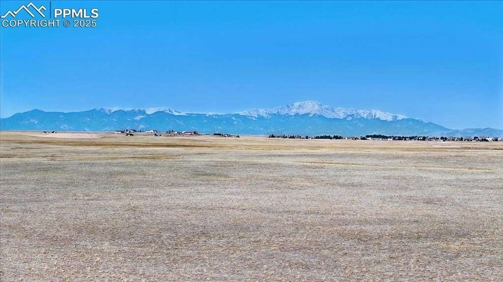 493 Acres of Land for Sale in Peyton, Colorado
