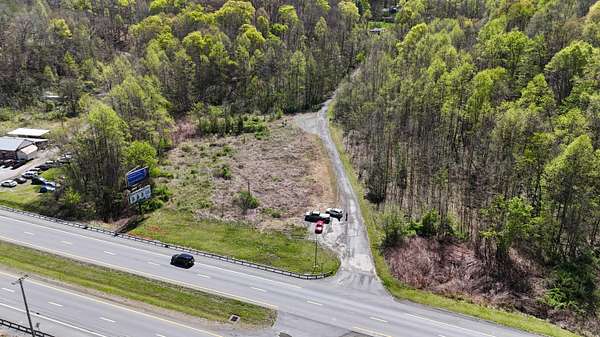 3 Acres of Land for Sale in Middlesboro, Kentucky