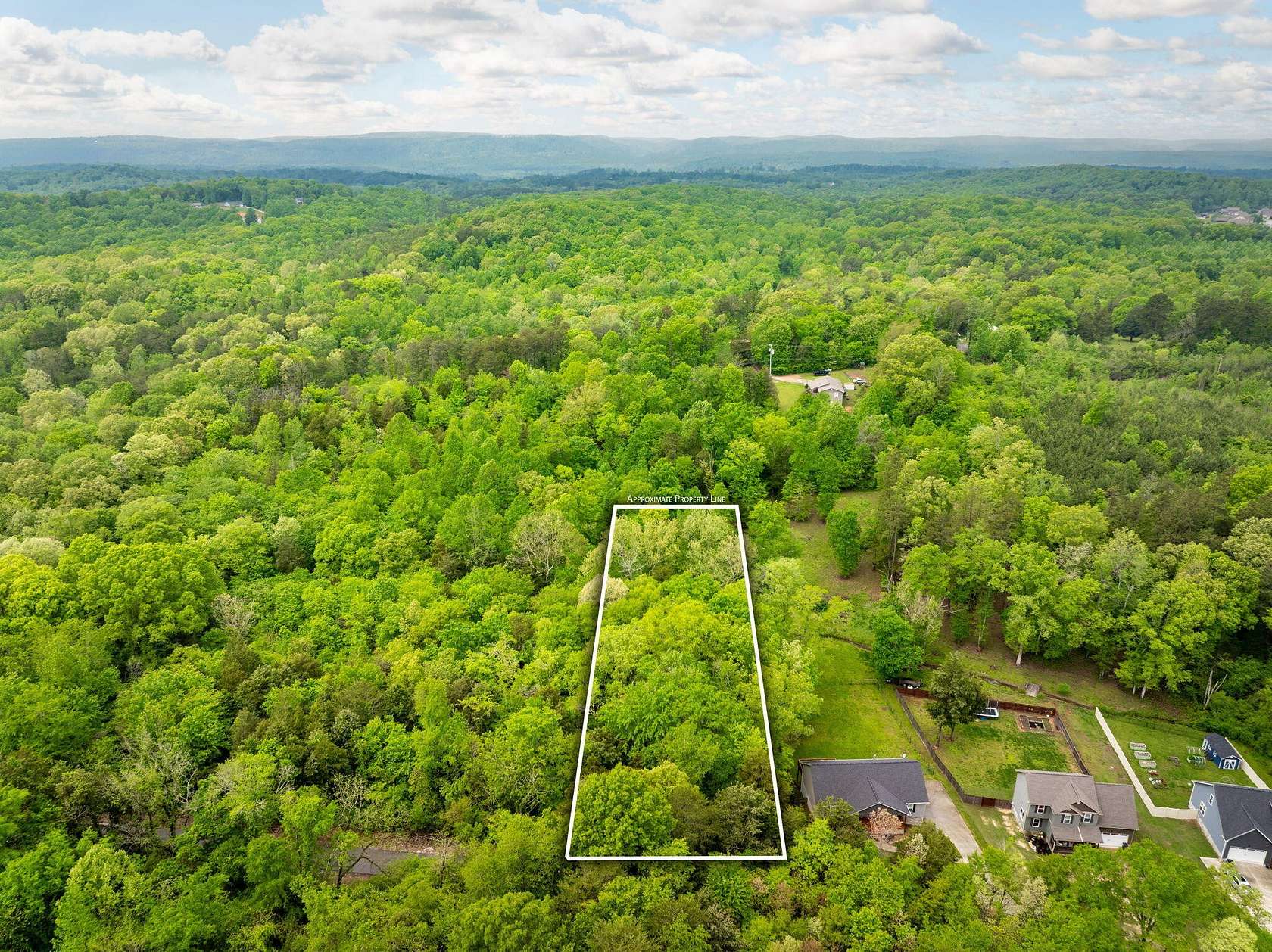 1 Acre of Residential Land for Sale in Soddy-Daisy, Tennessee