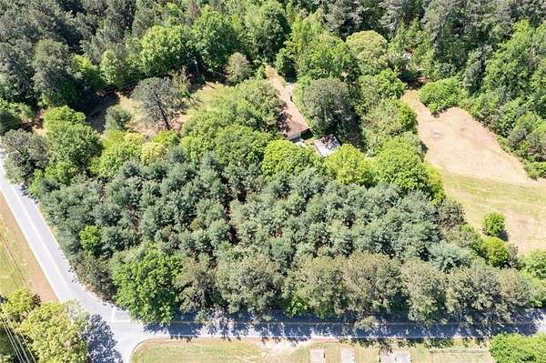 10.1 Acres of Recreational Land for Sale in Powder Springs, Georgia