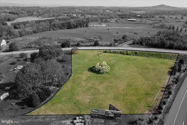 1.47 Acres of Mixed-Use Land for Sale in Gettysburg, Pennsylvania