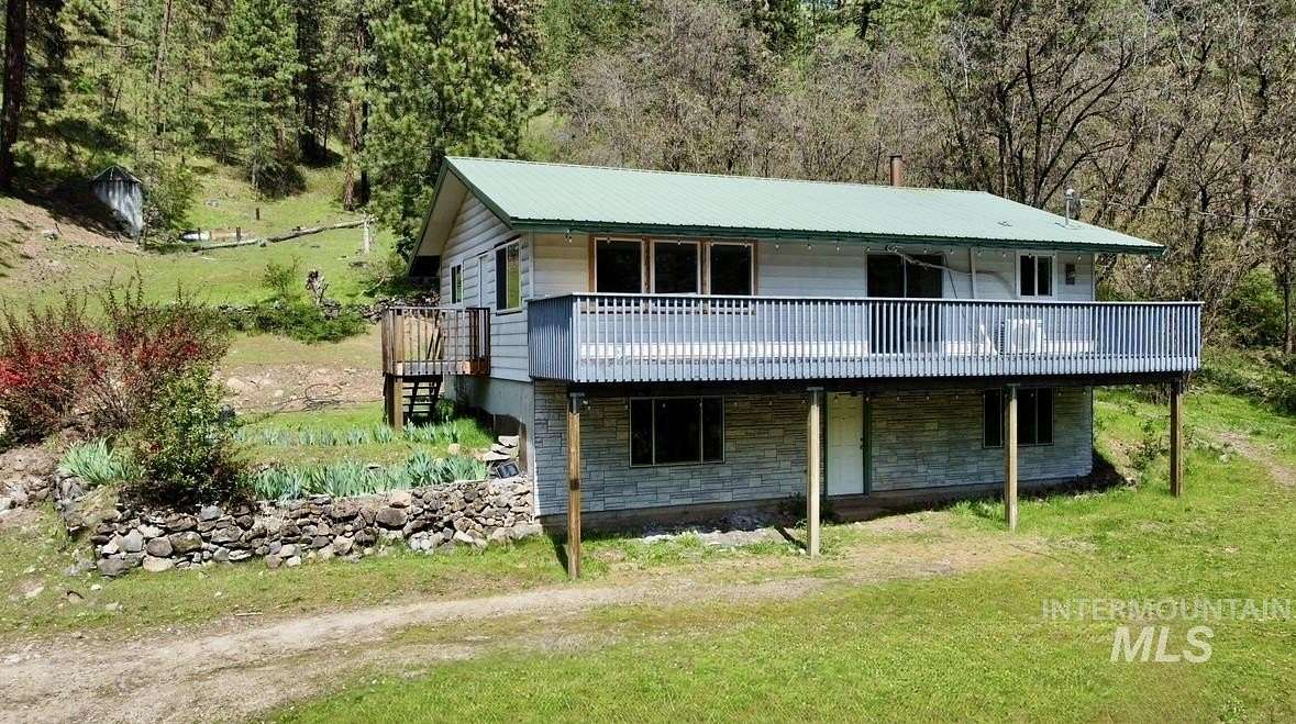 7 Acres of Residential Land with Home for Sale in Orofino, Idaho