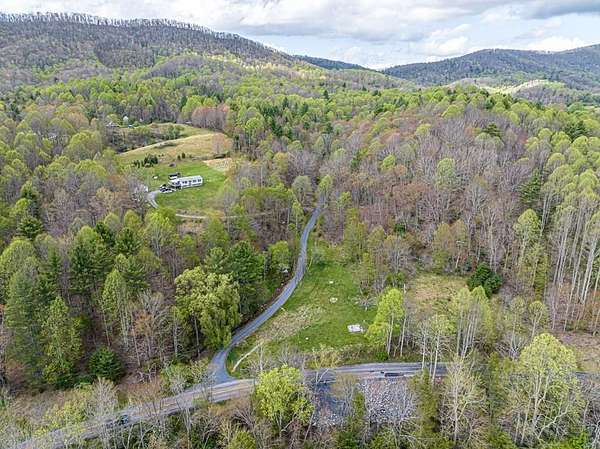 36 Acres of Recreational & Residential Land for Sale in Damascus, Virginia