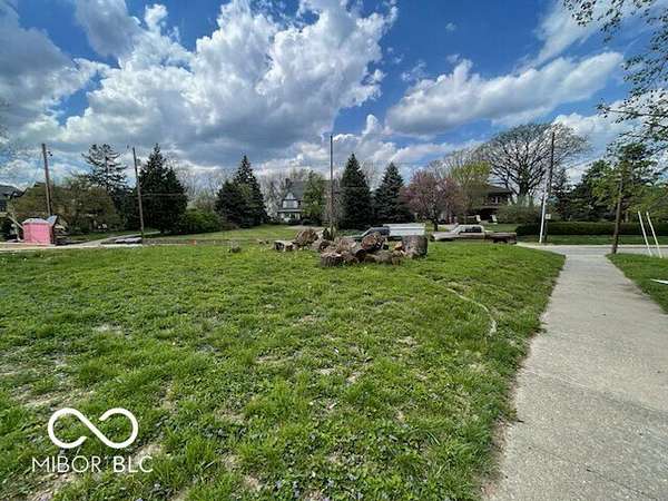 0.09 Acres of Residential Land for Sale in Indianapolis, Indiana