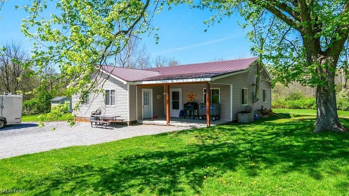 4.39 Acres of Residential Land with Home for Sale in Garrettsville, Ohio