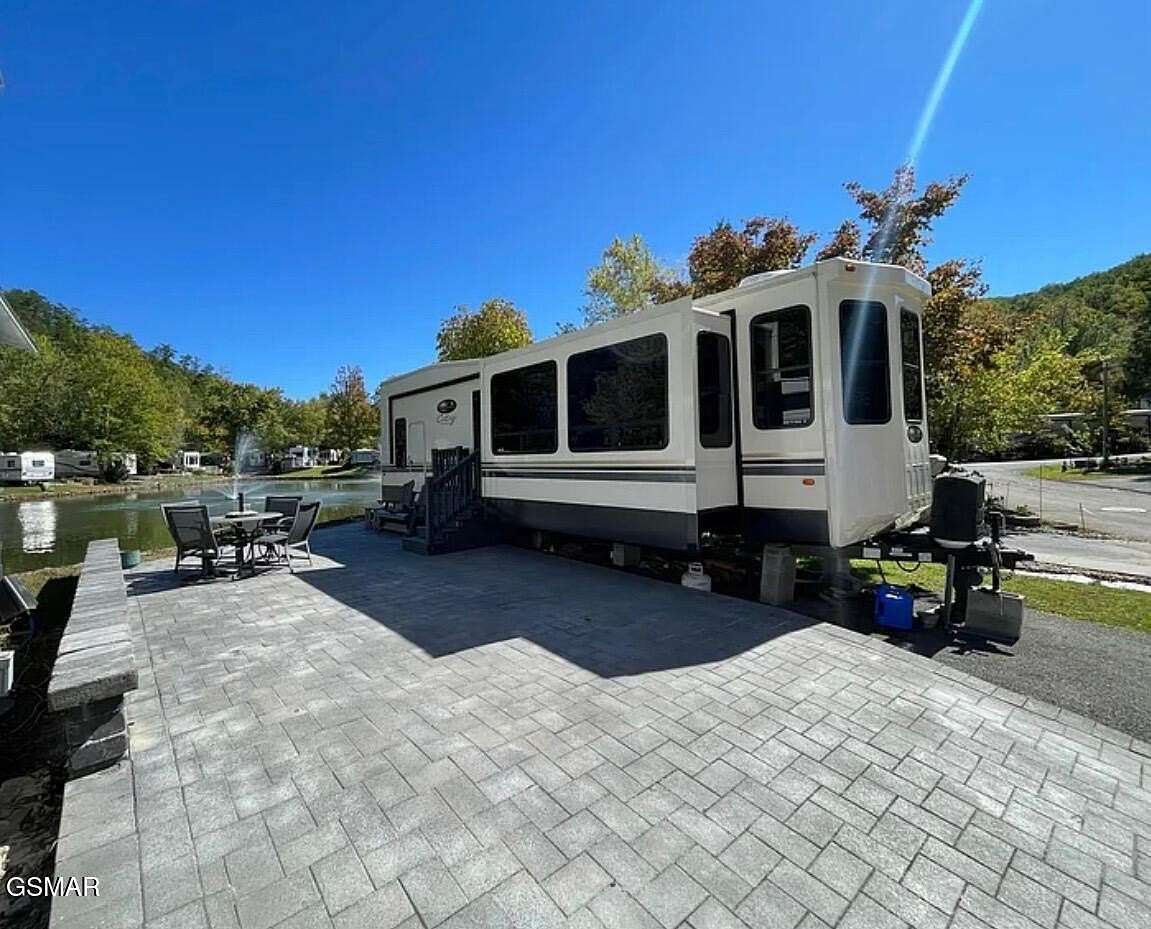 0.05 Acres of Residential Land for Sale in Gatlinburg, Tennessee