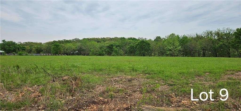 1.1 Acres of Residential Land for Sale in Siloam Springs, Arkansas