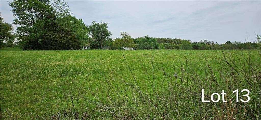 1.39 Acres of Residential Land for Sale in Siloam Springs, Arkansas