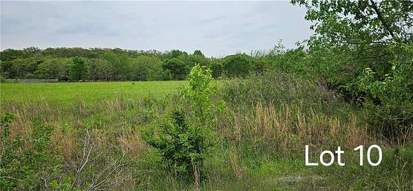 1 Acre of Residential Land for Sale in Siloam Springs, Arkansas