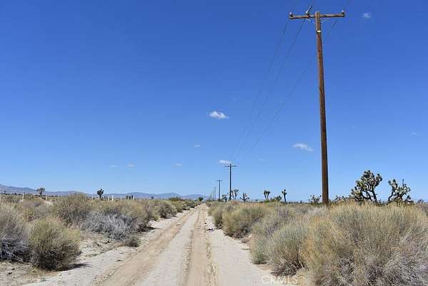 0.93 Acres of Land for Sale in Littlerock, California