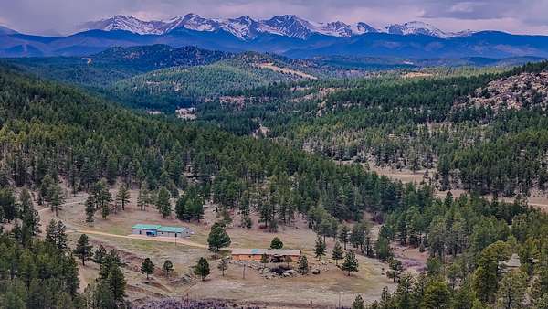 35 Acres of Land with Home for Sale in Weston, Colorado