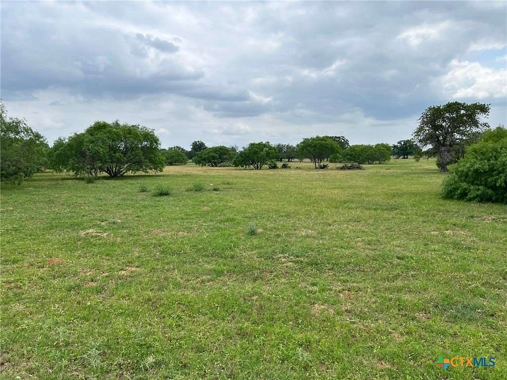 9.64 Acres of Residential Land for Sale in Luling, Texas