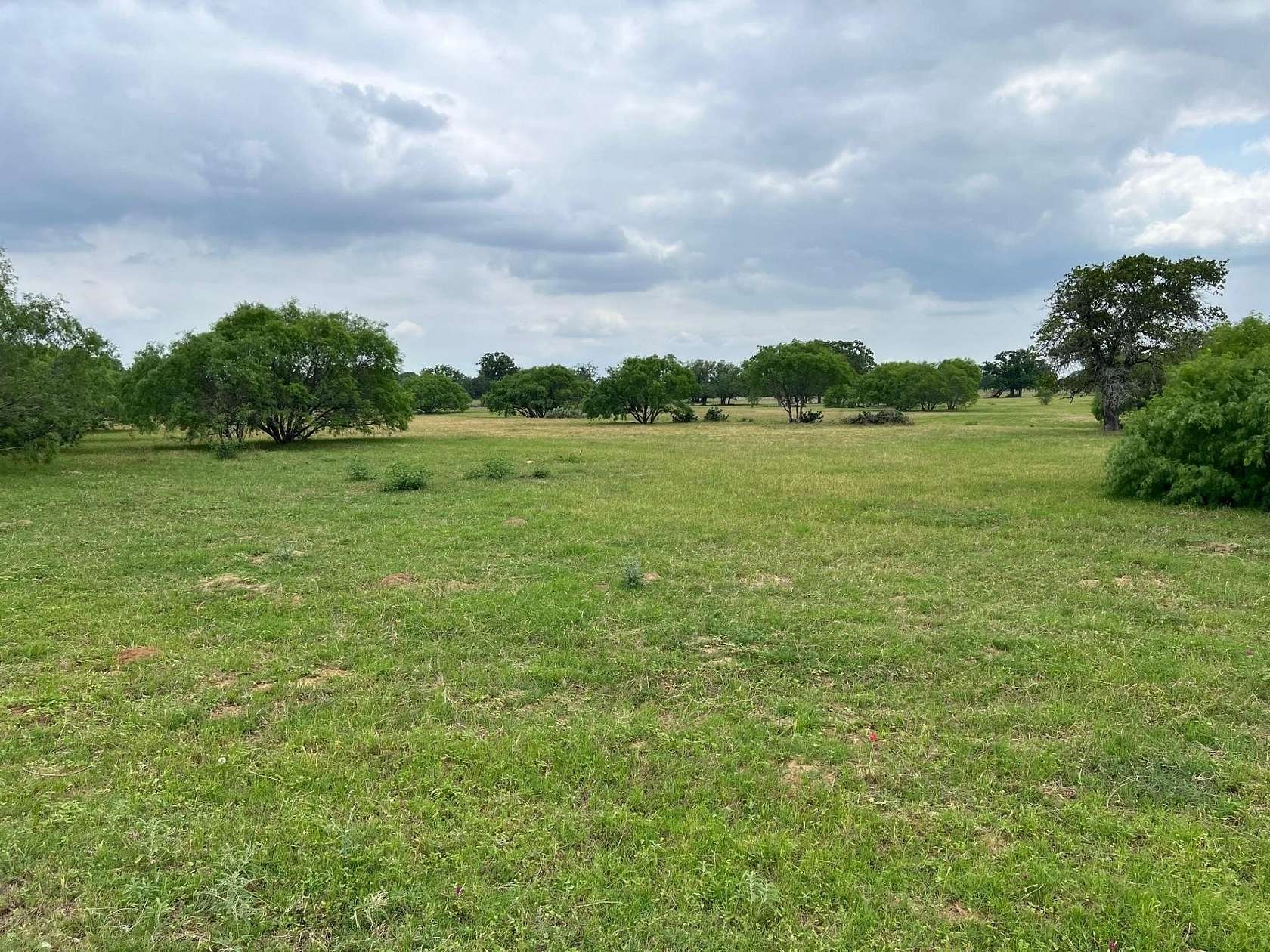9.64 Acres of Residential Land for Sale in Luling, Texas