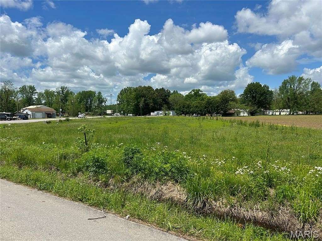 1.48 Acres of Land for Sale in Poplar Bluff, Missouri