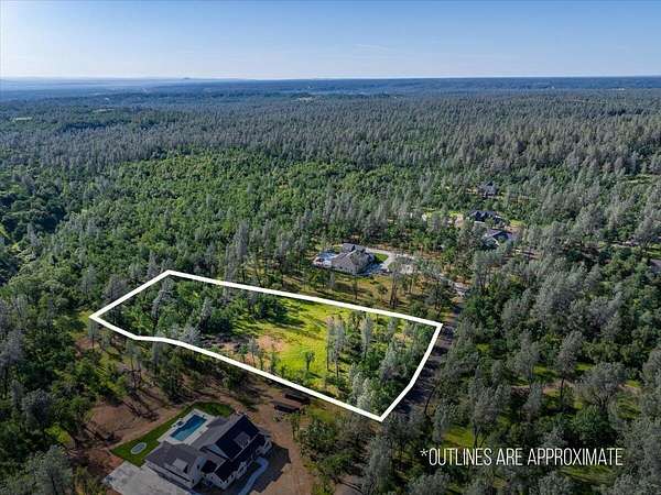 3 Acres of Residential Land for Sale in Redding, California