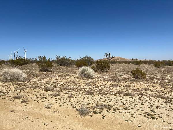 2.34 Acres of Land for Sale in Mojave, California