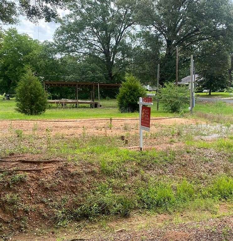 0.5 Acres of Land for Sale in Mooringsport, Louisiana