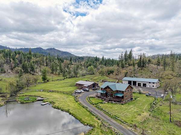 40 Acres of Land with Home for Sale in Eagle Point, Oregon