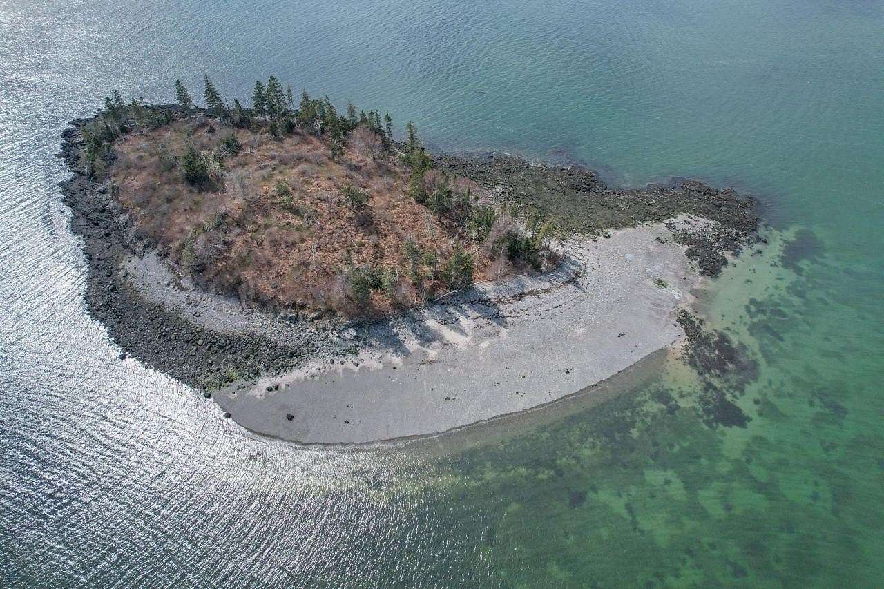 2.85 Acres of Residential Land for Sale in Addison, Maine