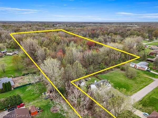8.83 Acres of Residential Land for Sale in Romulus, Michigan