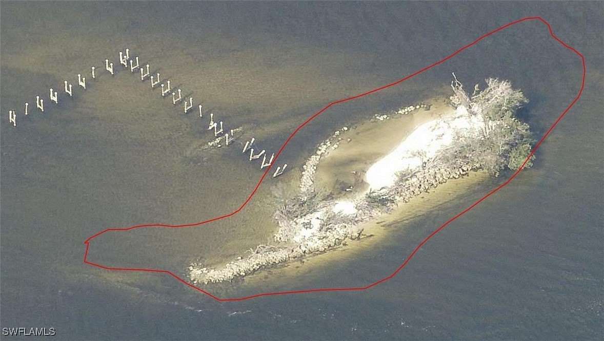 0.71 Acres of Mixed-Use Land for Sale in Fort Myers, Florida