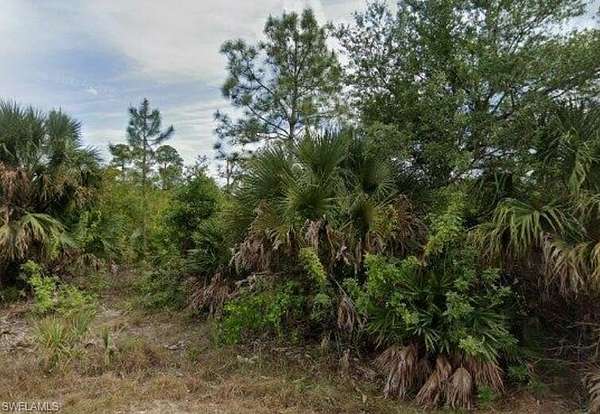 0.33 Acres of Mixed-Use Land for Sale in Lehigh Acres, Florida