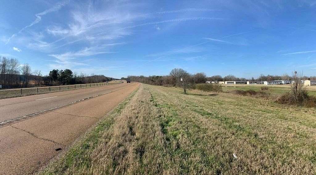 65 Acres of Land for Sale in New Albany, Mississippi