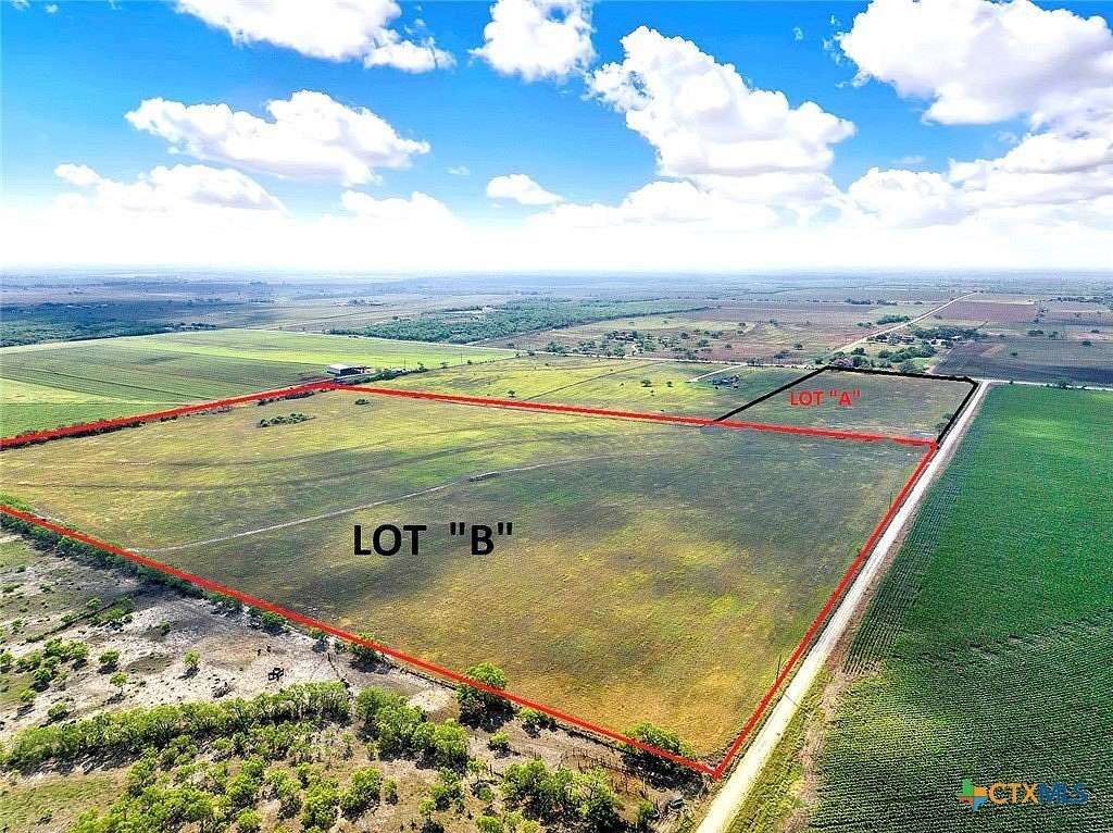 39.3 Acres of Recreational Land for Sale in Stockdale, Texas