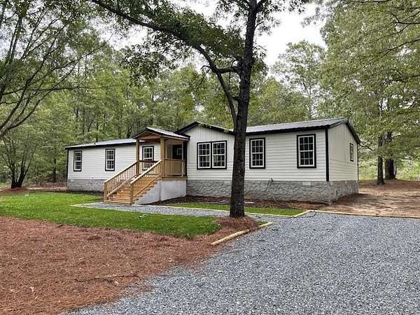 16.5 Acres of Land with Home for Sale in Mauk, Georgia