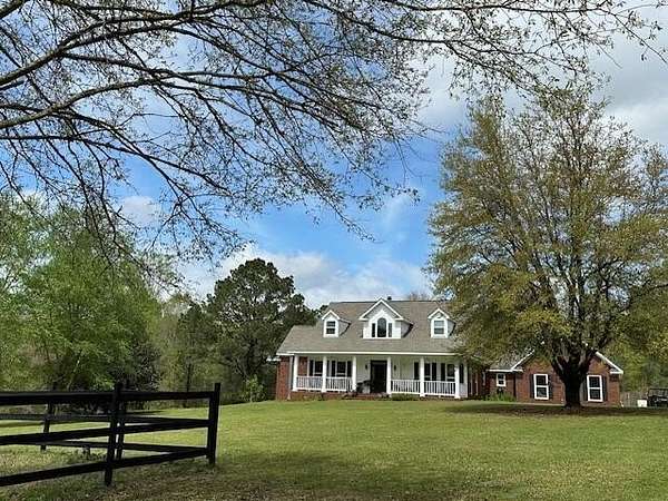 28.8 Acres of Land with Home for Sale in Sumrall, Mississippi
