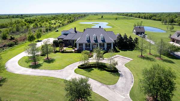 24.8 Acres of Land with Home for Sale in Raceland, Louisiana