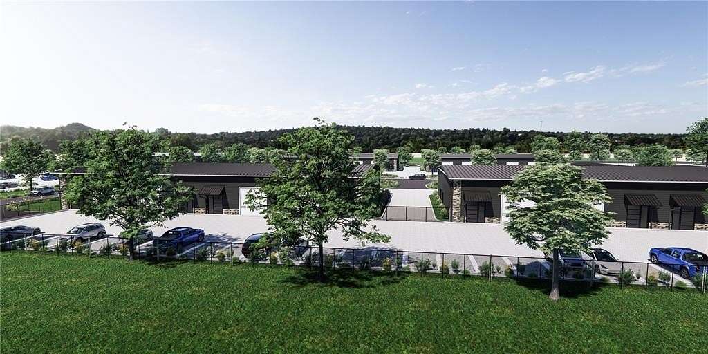 5.35 Acres of Improved Commercial Land for Sale in Waterloo, Iowa